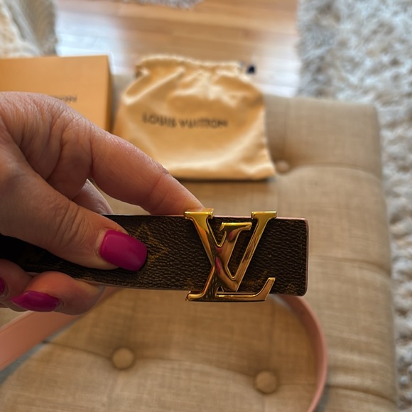 Louis Vuitton women’s belt - Picture 4 of 5